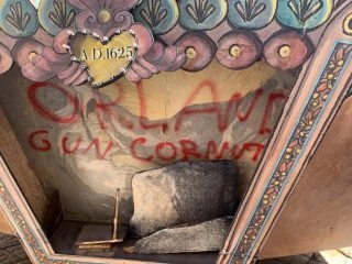 Atto vandalico a Palermo. Questa volta ad essere stato colpito è il carro dedicato a Santa Rosalia...