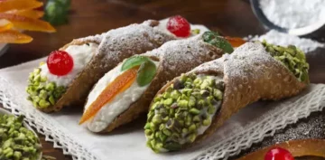 SH_Gli-spettacolari-cannoli-siciliani-640x350-1