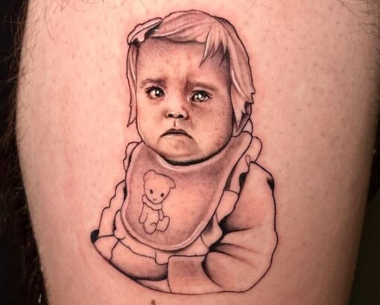Fedez e il tattoo con la figlia Vittoria, "Denuncia il tatuatore"