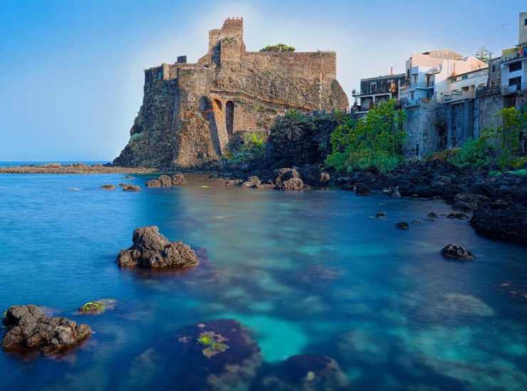 Aci Castello