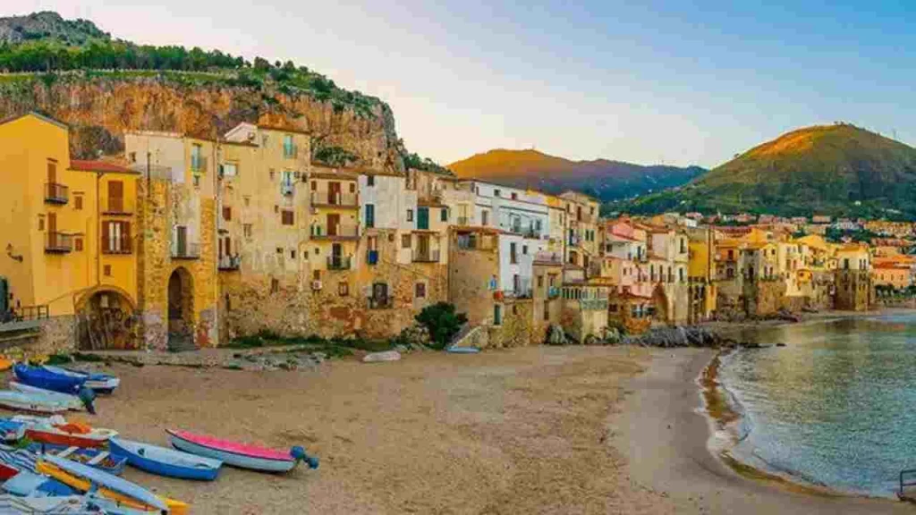 In Sicilia c'è un piccolo gioiello nascosto che riesce a conquistare chiunque la visiti, sia per le...