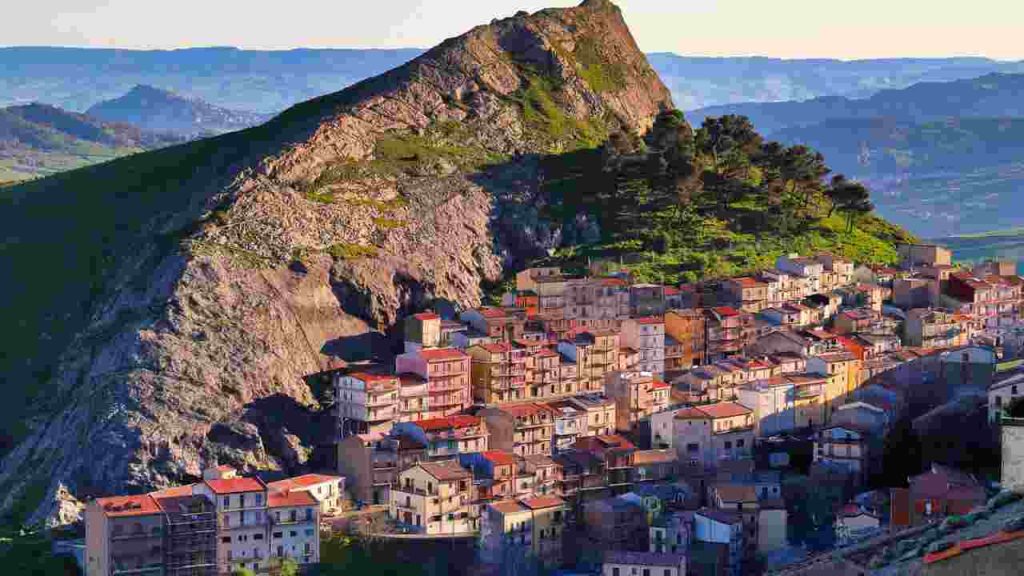 Borgo medievale in Sicilia