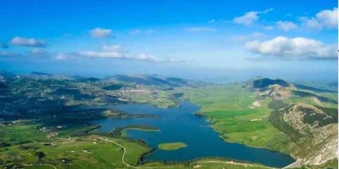 Lago di Piana degli Albanesi