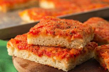Sfincione palermitano