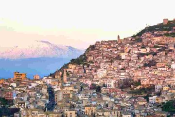 Borgo siciliano tra i " Borghi più belli d'Italia"- fonte: web