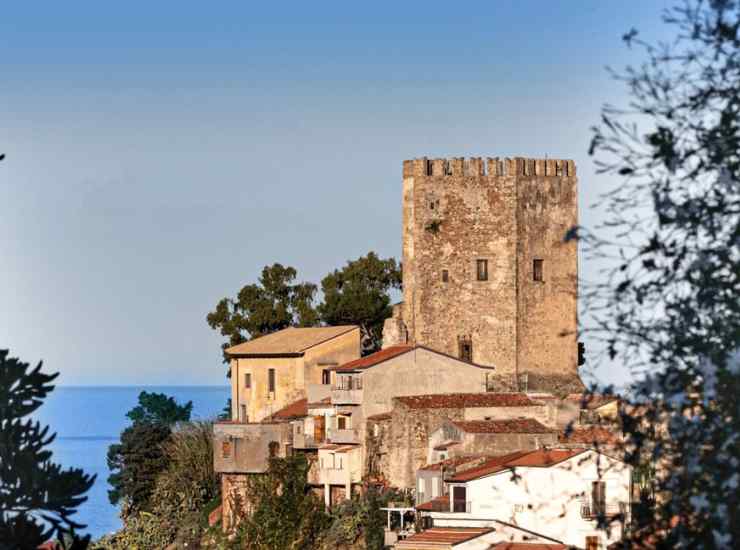 Castello di Brolo, Sicilia