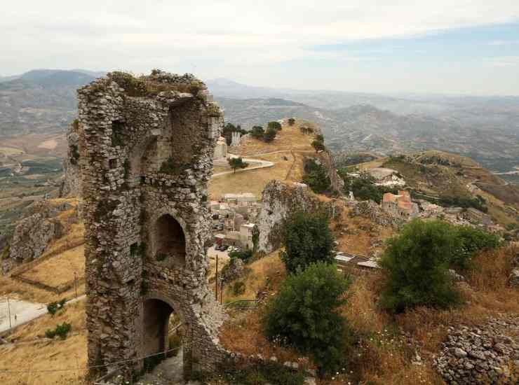 Ruderi del Castello Normanno a Caltabellotta