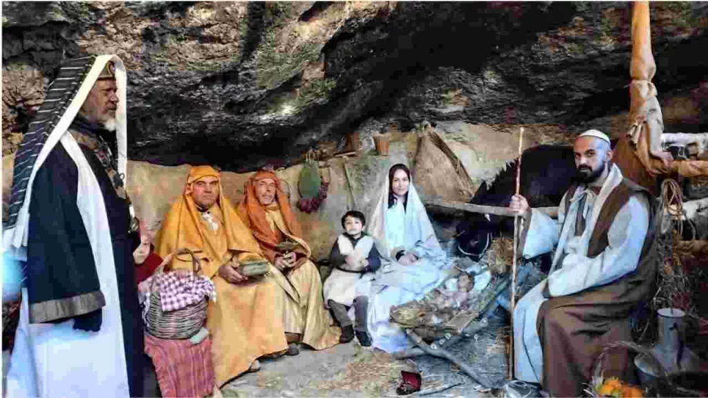 Esplora i presepi più suggestivi di Palermo e dintorni: un viaggio tra arte, fede e tradizione per...