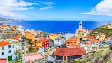 Sempre più italiani fuggono su quest'isola