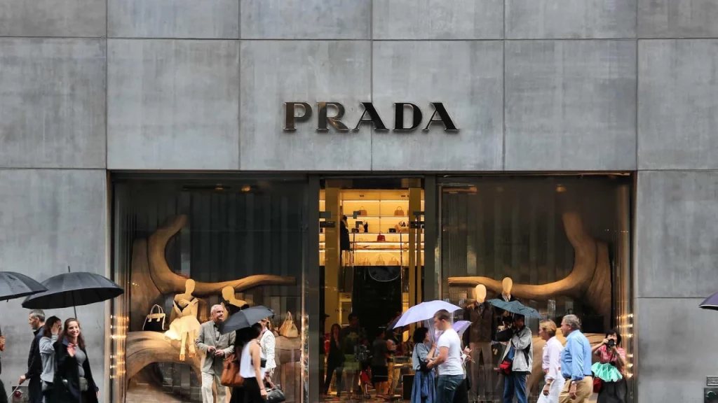Prada assunzioni