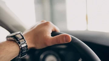 Mani sul Volante