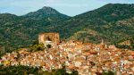 In questo borgo della Sicilia non servono filtri: ogni scorcio è da cartolina