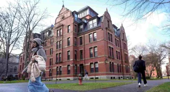 Harvard: Cosa succede agli studenti Italiani iscritti all’università Americana