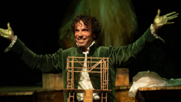 Francesco Montanari al Teatro Biondo di Palermo con lo spettacolo “Storia di un cinghiale” ispirato...
