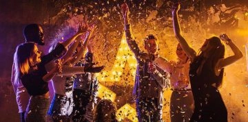 Una festa di compleanno in un agriturismo di Santa Flavia (PA) con 45 invitati è stata interrotta...