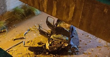Un'auto è caduta da un cavalcavia di via Ugo La Malfa a Palermo. A bordo due uomini, entrambi finiti...