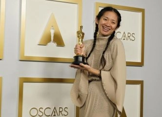 L'Oscar per il miglior film alla 93/a edizione dei premi va a Nomadland di Chloé Zhao. La statuetta...