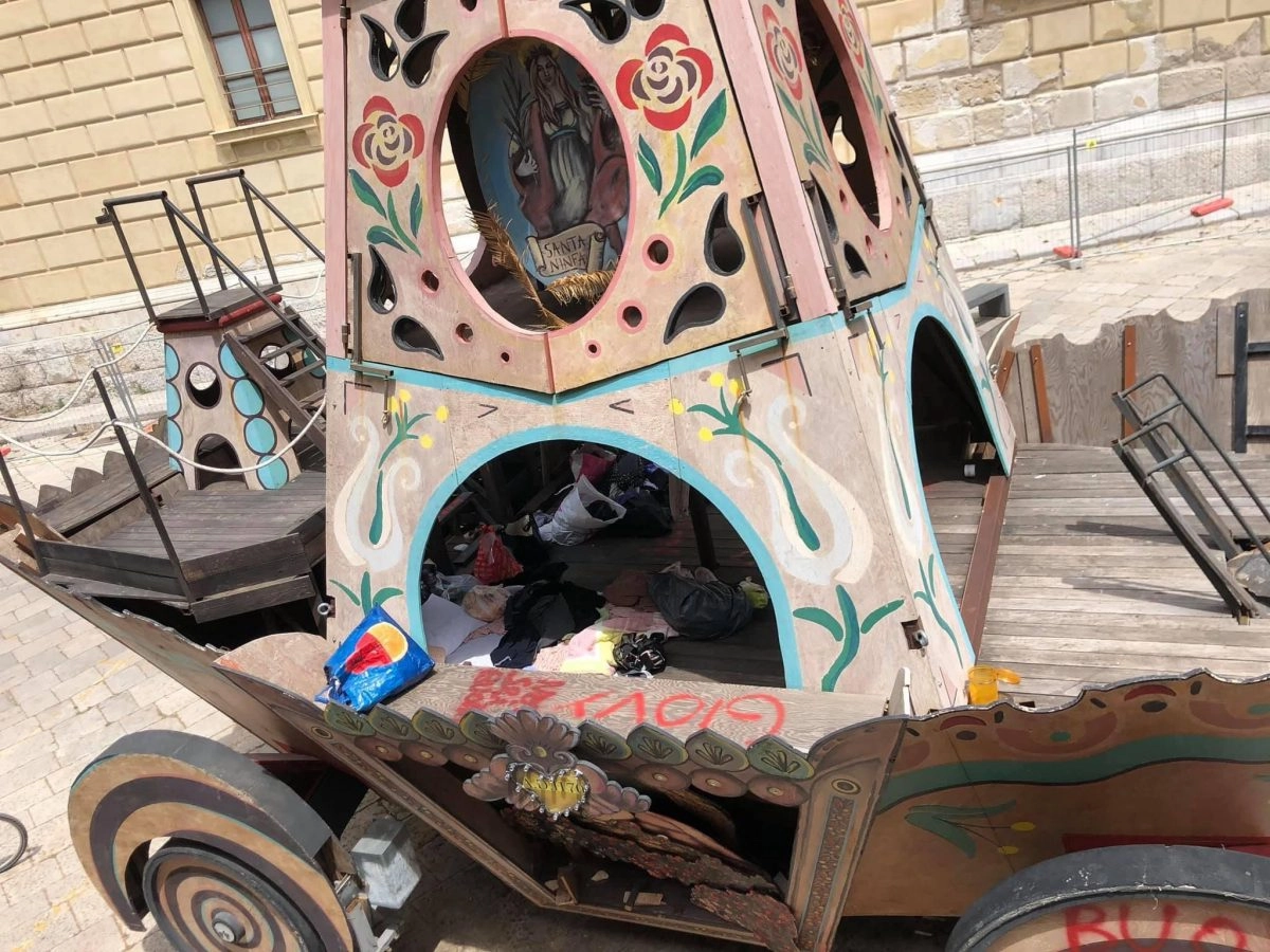 Il carro della Santuzza nel 2020 non ha fatto la sua classica sfilata del Cassaro. Dallo scorso anno...