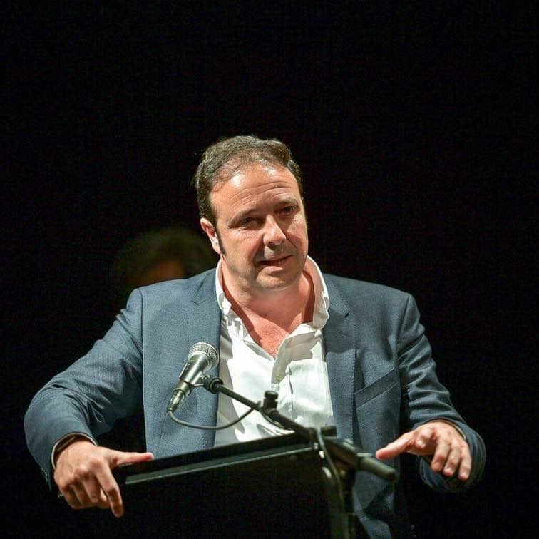 I ristoratori palermitani scendono in piazza a Palermo per rivendicare il diritto al lavoro e agli...