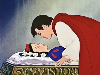 L’eco del politicamente corretto si abbatte ancora una volta sulla Disney. Al centro delle...