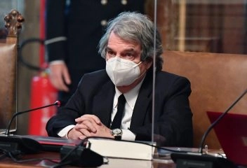 Brunetta continua a proporre la sua ricetta per cambiare l'apparato della Pubblica Amministrazione...