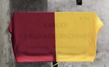 Il Comune di Roma sbaglia la targa di Ciampi, gaffe clamorosa: “Azelio” al posto di “Azeglio”