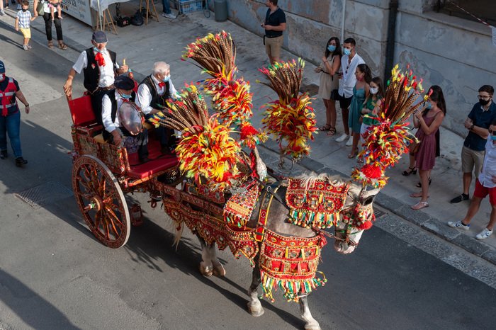 cfb8b92ab74ba2e724126b6e55e30670