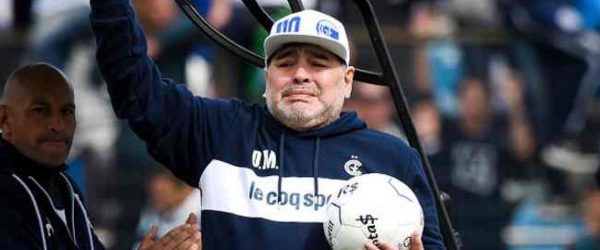 ultim'ora è morto Maradona