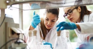 Anche in ambito universitario le donne hanno la stessa sorte lavorativa di tutti gli altri ambiti...