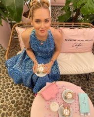 La bella e bionda imprenditrice milanese, Chiara Ferragni, dopo aver conquistato le vette più ambite...