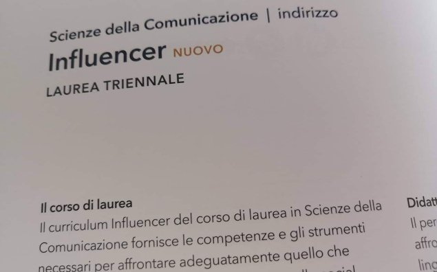 Adesso in Italia si potrà studiare all'università per diventare influencer. Un percorso di Scienze...