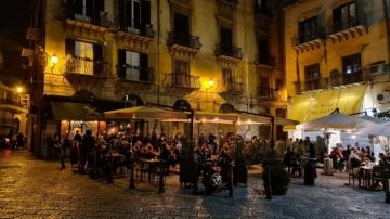 Il Governo ha spinto l’acceleratore sulle riaperture in Italia e nel giro di poche ore ha approvato...