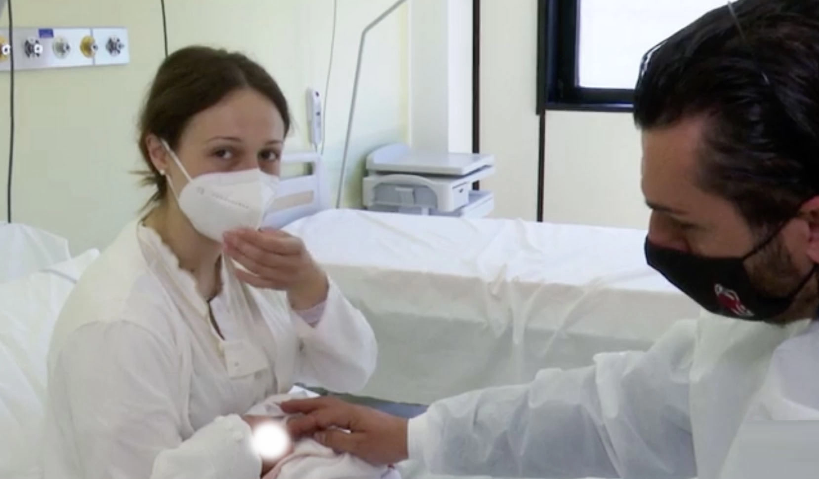 Madre senza saperlo. È successo in Sicilia, a Piazza Armerina. Serena Pisana, 23enne siciliana, era...