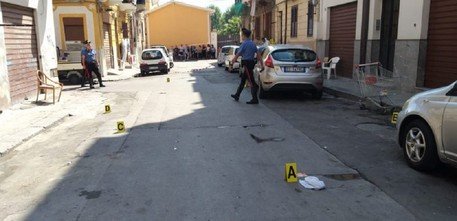 sparatoria tra famiglie a palermo